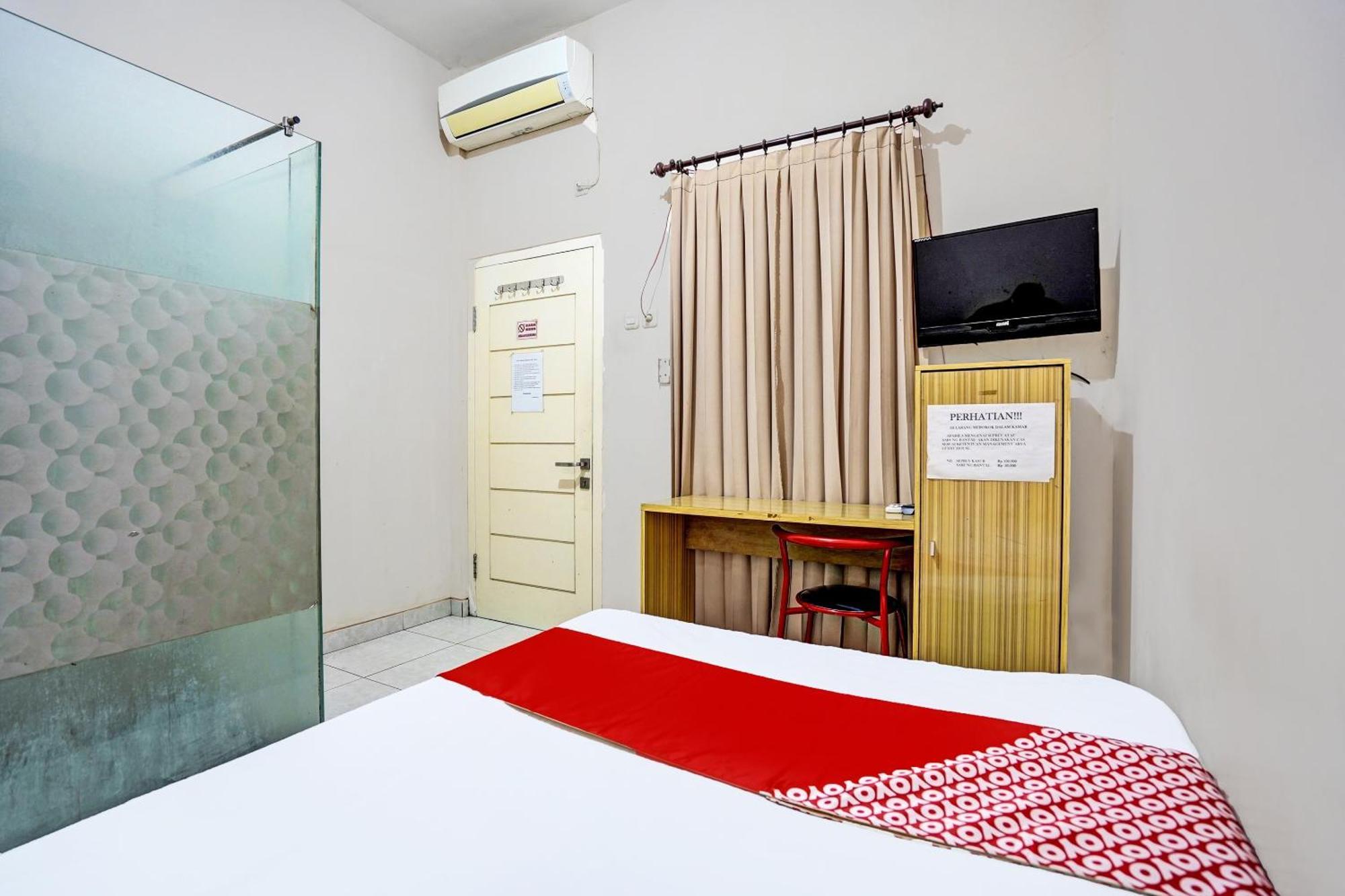 טולונגאגונג Oyo Life 92190 Arya Guest House מראה חיצוני תמונה